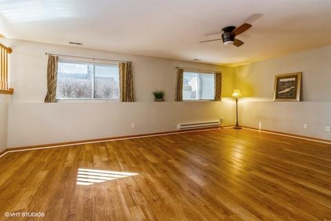 609 Meadow Ln, Harvard, IL 60033 photo 5