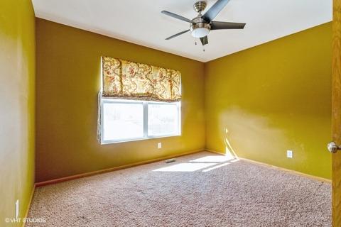 609 Meadow Ln, Harvard, IL 60033 photo 10