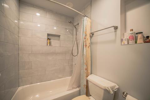 305 Washington Blvd, Hoffman Estates, IL 60169 photo 13