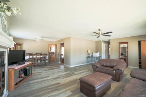 305 Washington Blvd, Hoffman Estates, IL 60169 photo 7