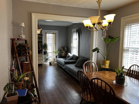 419 E Benton St, Aurora, IL 60505 photo 5
