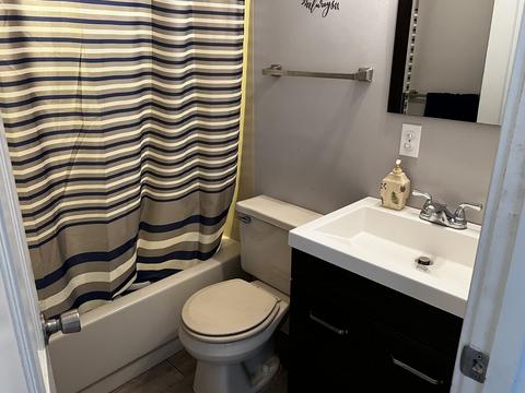 419 E Benton St, Aurora, IL 60505 photo 7