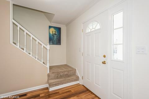 341 Cedarbrook Rd, Naperville, IL 60565 photo 6