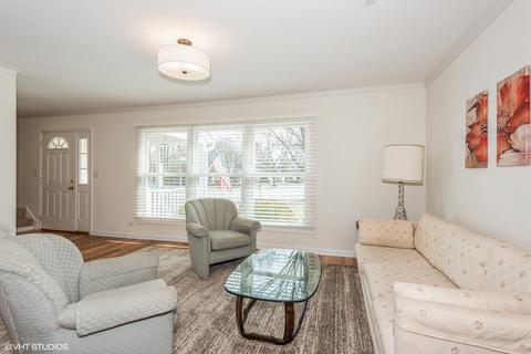 341 Cedarbrook Rd, Naperville, IL 60565 photo 5