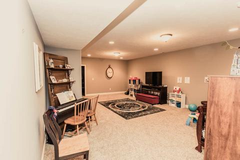 1807 Pfitzer Rd, Normal, IL 61761 photo 25