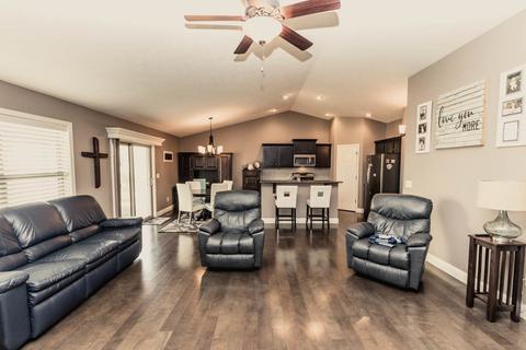1807 Pfitzer Rd, Normal, IL 61761 photo 10