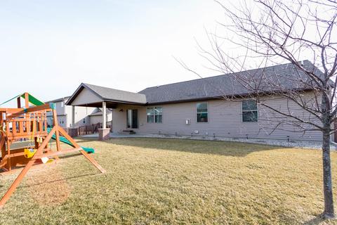 1807 Pfitzer Rd, Normal, IL 61761 photo 5
