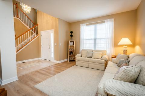 540 Tenby Way, Algonquin, IL 60102 photo 5