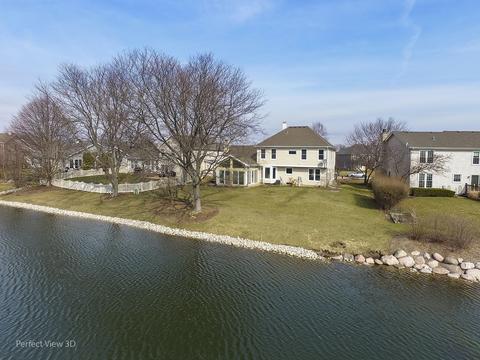 1331 Saddlebrook Rd, Bartlett, IL 60103 photo 2