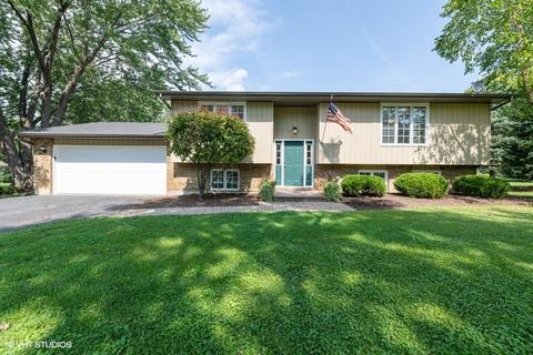 2922 Kama Ave, Mchenry, IL 60050 photo 1