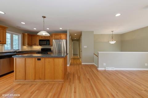 2922 Kama Ave, Mchenry, IL 60050 photo 3