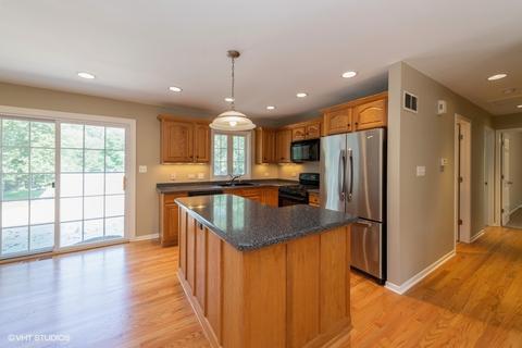 2922 Kama Ave, Mchenry, IL 60050 photo 2