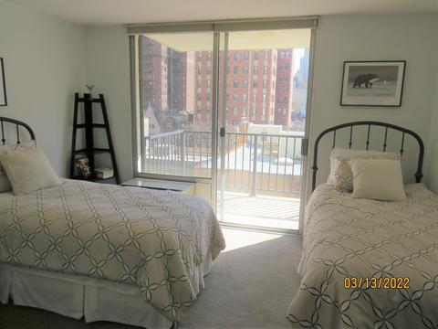 71 E Division St #706, Chicago, IL 60610 photo 13