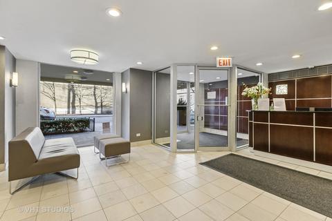 71 E Division St #706, Chicago, IL 60610 photo 2