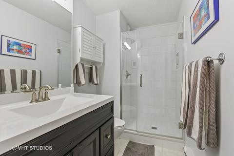 71 E Division St #706, Chicago, IL 60610 photo 14
