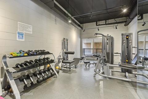 71 E Division St #706, Chicago, IL 60610 photo 15