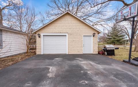 684 Stewart Ave, Elgin, IL 60120 photo 6