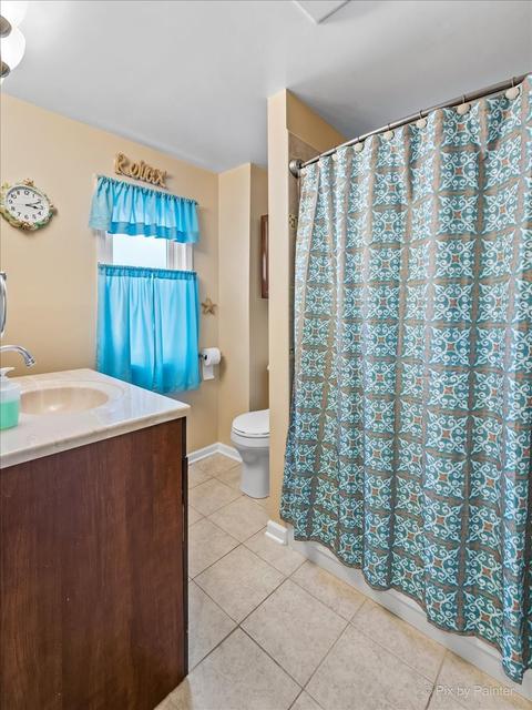 684 Stewart Ave, Elgin, IL 60120 photo 18