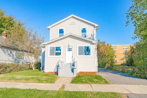 630 E 152nd St, Phoenix, IL 60426 photo 1