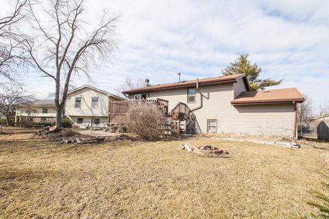 23 Ivey Ct, Bloomington, IL 61701 photo 3