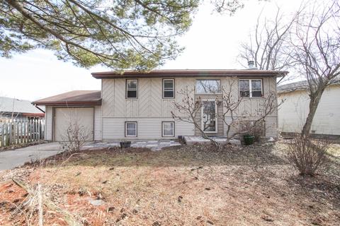 23 Ivey Ct, Bloomington, IL 61701 photo 1