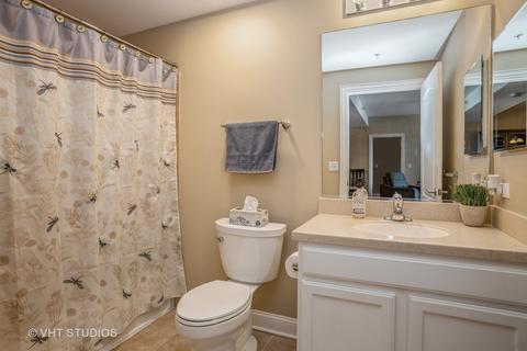 1 Itasca Pl #103, Itasca, IL 60143 photo 9