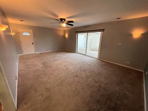 285 Nogales St, Hoffman Estates, IL 60169 photo 6