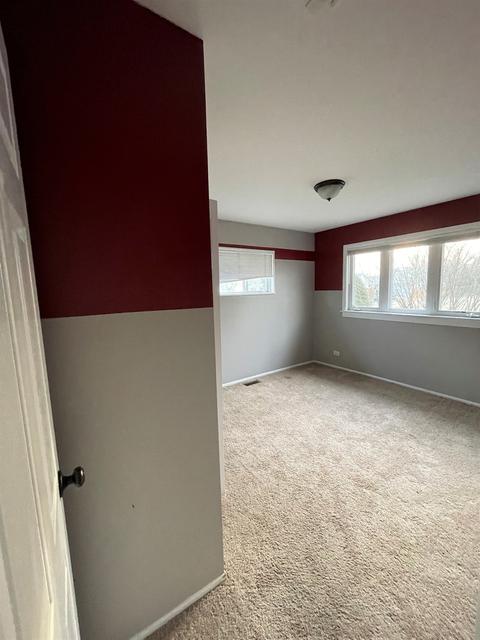 285 Nogales St, Hoffman Estates, IL 60169 photo 10