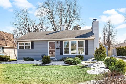 2307 Sigwalt St, Rolling Meadows, IL 60008 photo 1