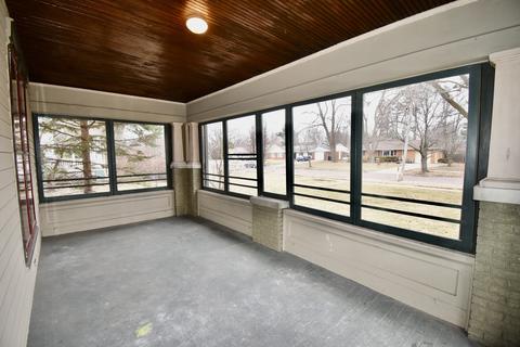 1013 E Jefferson St, Bloomington, IL 61701 photo 33