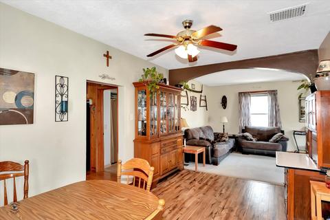 160 E 5th Ave, Clifton, IL 60927 photo 6