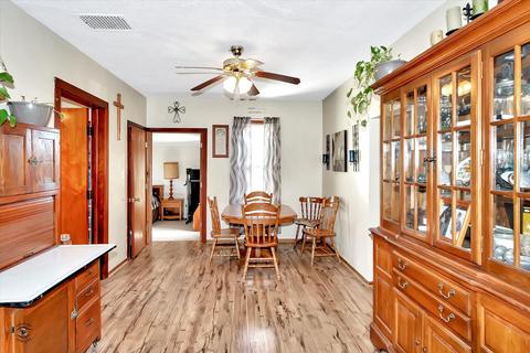 160 E 5th Ave, Clifton, IL 60927 photo 4