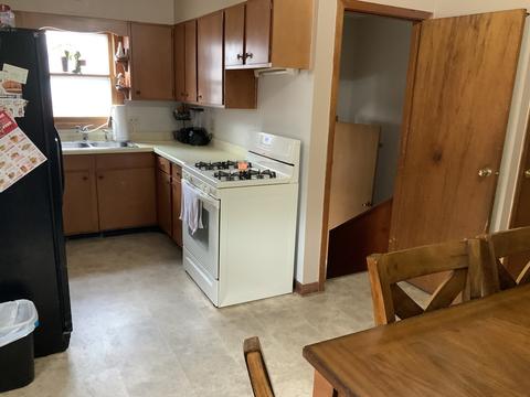 962 Lavoie Ave, Elgin, IL 60120 photo 10