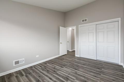 9404 Noel Ave, Des Plaines, IL 60016 photo 17