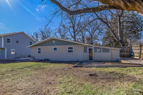 7704 Carleton Dr, Spring Grove, IL 60081 photo 13