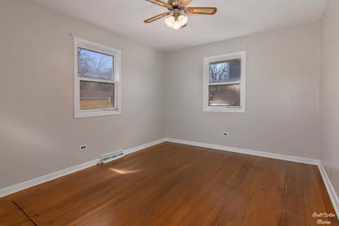 7704 Carleton Dr, Spring Grove, IL 60081 photo 8