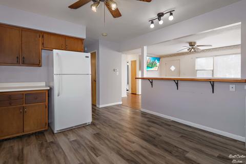 7704 Carleton Dr, Spring Grove, IL 60081 photo 5