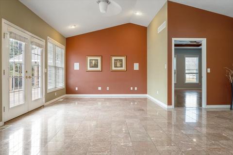 1909 Quail Run Cc Ct, Normal, IL 61761 photo 18