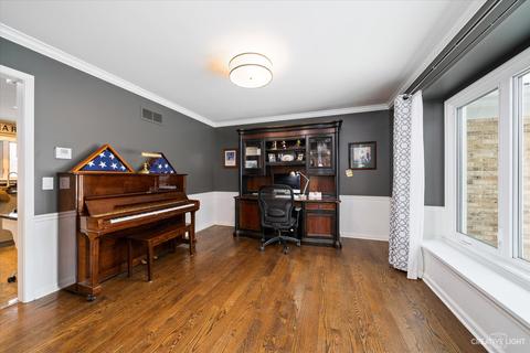 60 Danada Dr, Wheaton, IL 60189 photo 4