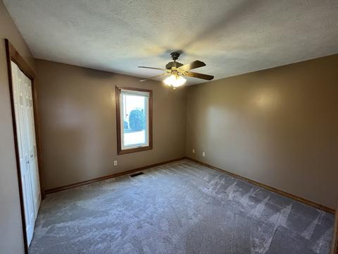 2403 Interlocken Dr, Bloomington, IL 61704 photo 33