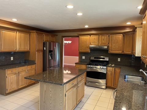 2403 Interlocken Dr, Bloomington, IL 61704 photo 7