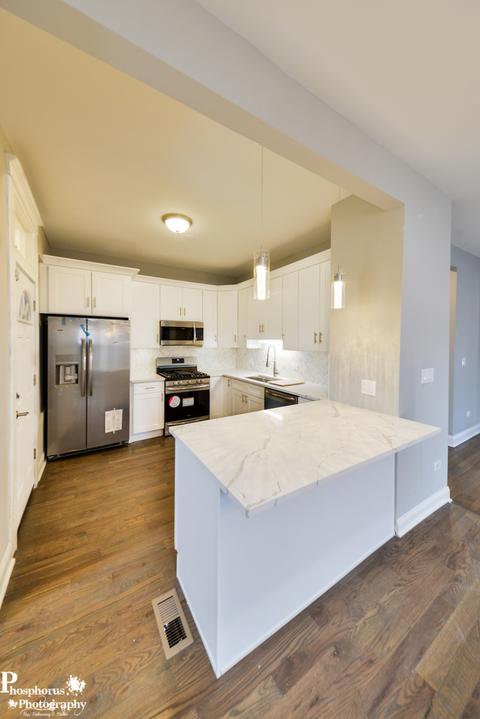 2714 E 76th Pl, Chicago, IL 60649 photo 12