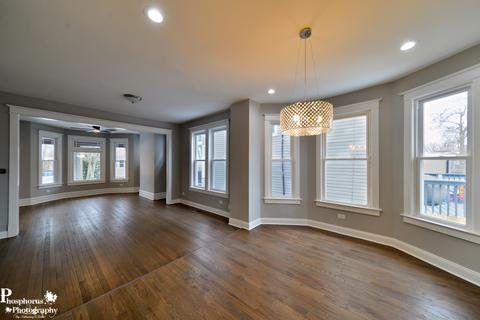 2714 E 76th Pl, Chicago, IL 60649 photo 3