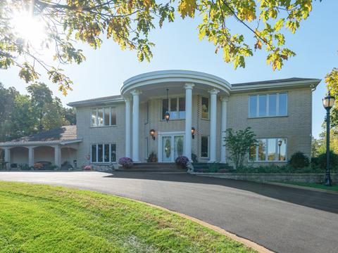 700 Valley Rd, Itasca, IL 60143 photo 1