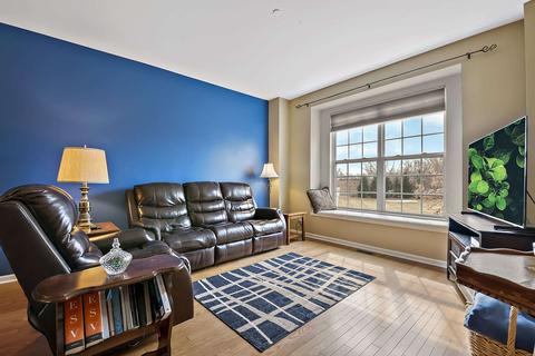17 E Willow Rd, Wheeling, IL 60090 photo 4
