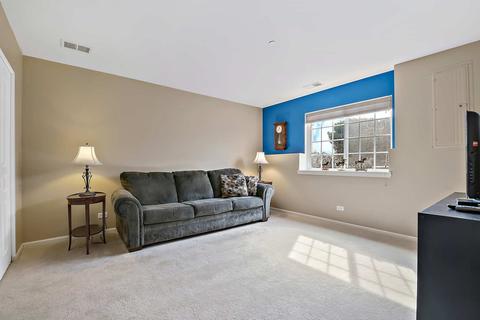 17 E Willow Rd, Wheeling, IL 60090 photo 17