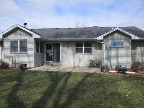 220 E John Casey Rd, Bourbonnais, IL 60914 photo 2