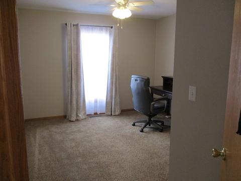 220 E John Casey Rd, Bourbonnais, IL 60914 photo 10