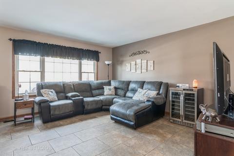 448 Smoketree Ln, Bartlett, IL 60103 photo 7