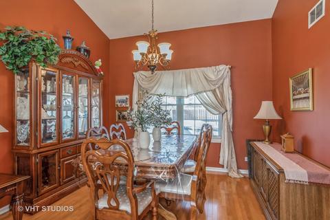 448 Smoketree Ln, Bartlett, IL 60103 photo 6